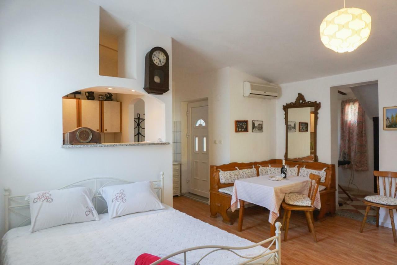 Sonja Apartment เปรมันตูรา ภายนอก รูปภาพ